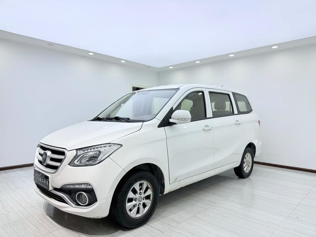 伽途im8七座商务车,伽途ix7价格