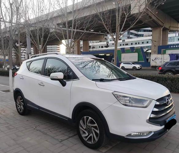 16年的江淮瑞风s3二手能卖多少钱 16年的江淮瑞风m3现在是什么价格