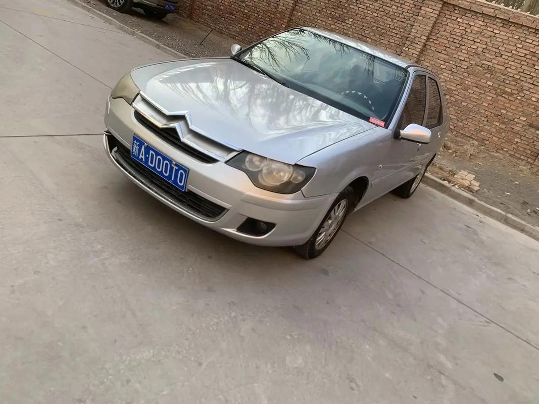 12款雪铁龙爱丽舍口碑 雪铁龙爱丽舍2012款多少钱